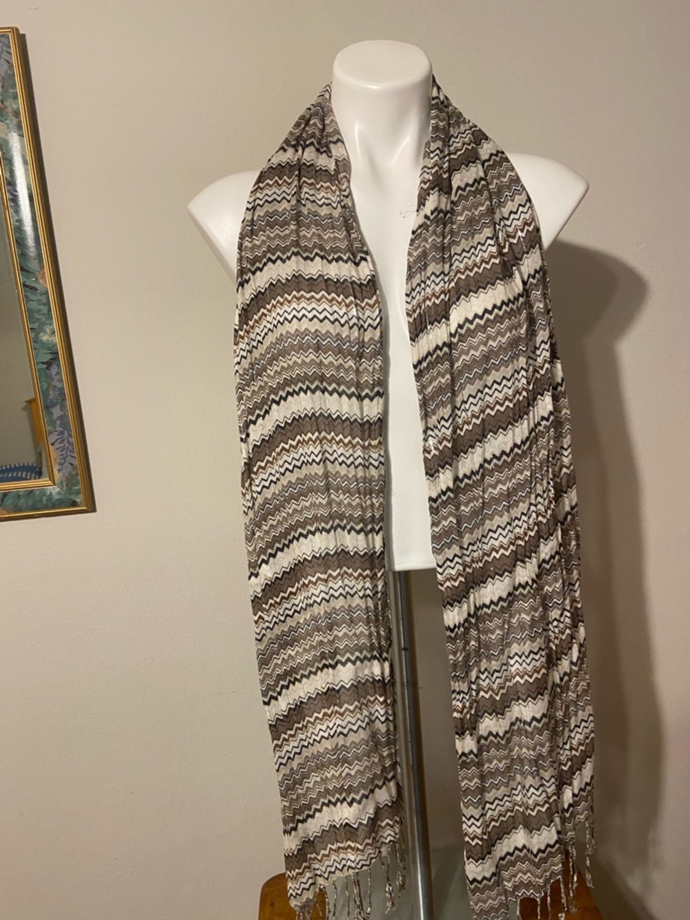 9 scarves 
Lot of nine scarves  see pictures - Picture 4 of 9